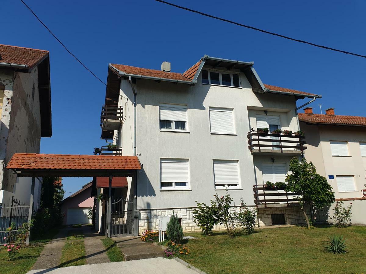 Apartman Kod Dide I Bake Vukovar Zewnętrze zdjęcie
